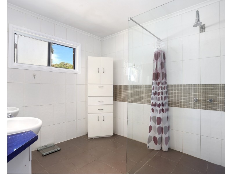 5 Edward Street, Bray Park QLD 4500