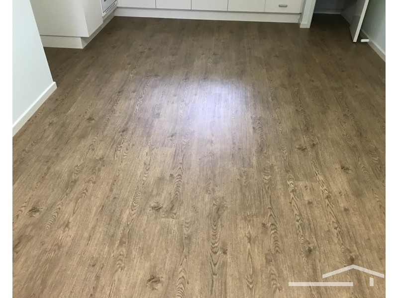 2 61 Spitfire Avenue, Strathpine QLD 4500