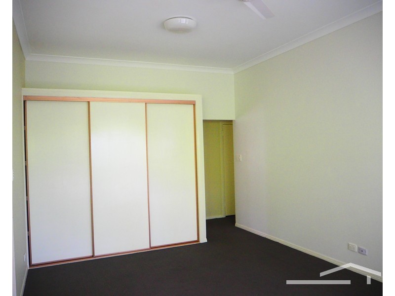 6 Vaucluse Crescent, Petrie QLD 4502