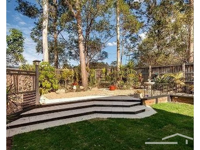 6 Katelyn Court, Cashmere QLD 4500