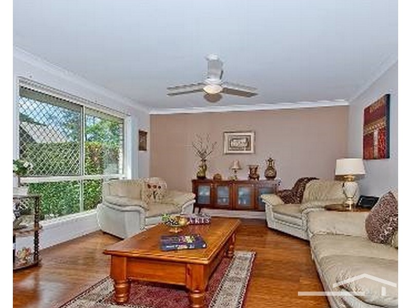 6 Katelyn Court, Cashmere QLD 4500