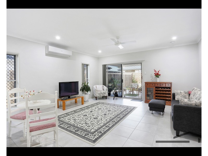 8  Riverbend Court, Lawnton QLD 4501