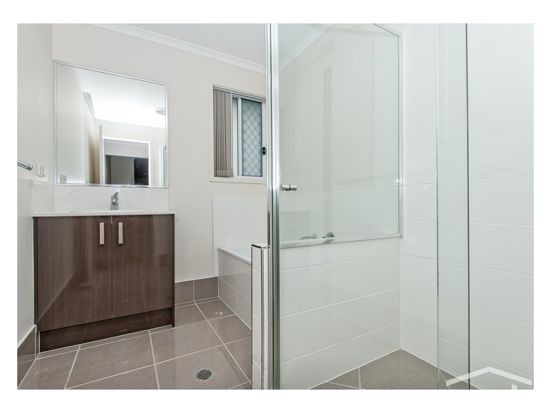 6 Llama Court, Dakabin QLD 4503