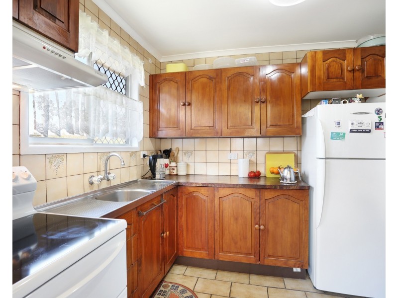 98 Goodfellows Road, Kallangur QLD 4503