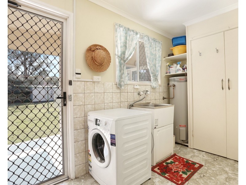 98 Goodfellows Road, Kallangur QLD 4503