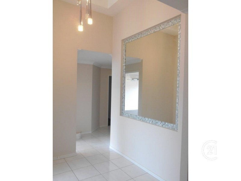 27 Como Circuit, Warner QLD 4500