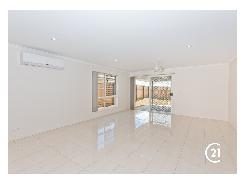 74 Sandalwood Crescent, Griffin QLD 4503