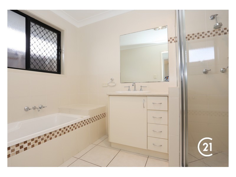 12 Nadine Court, Warner QLD 4500