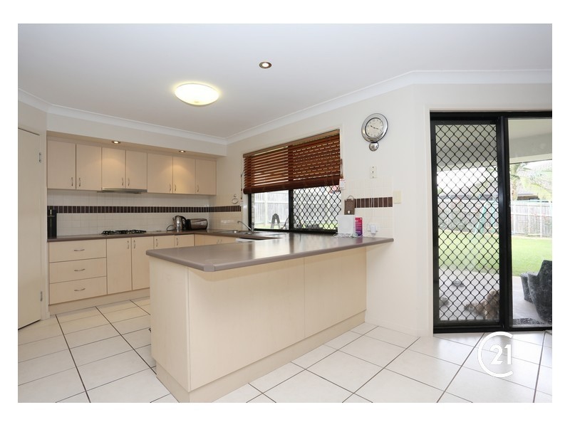 12 Nadine Court, Warner QLD 4500
