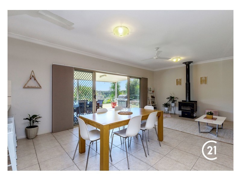 12 Brownlow Court, Cashmere QLD 4500