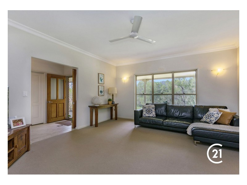 12 Brownlow Court, Cashmere QLD 4500