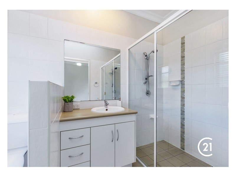 12 Brownlow Court, Cashmere QLD 4500