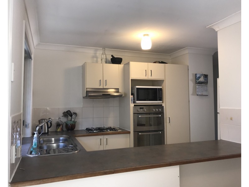 26 Azalea Crescent, Fitzgibbon QLD 4018