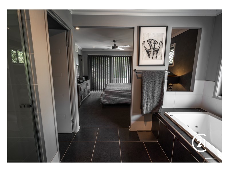 5 Ballyalla Crescent, Warner QLD 4500