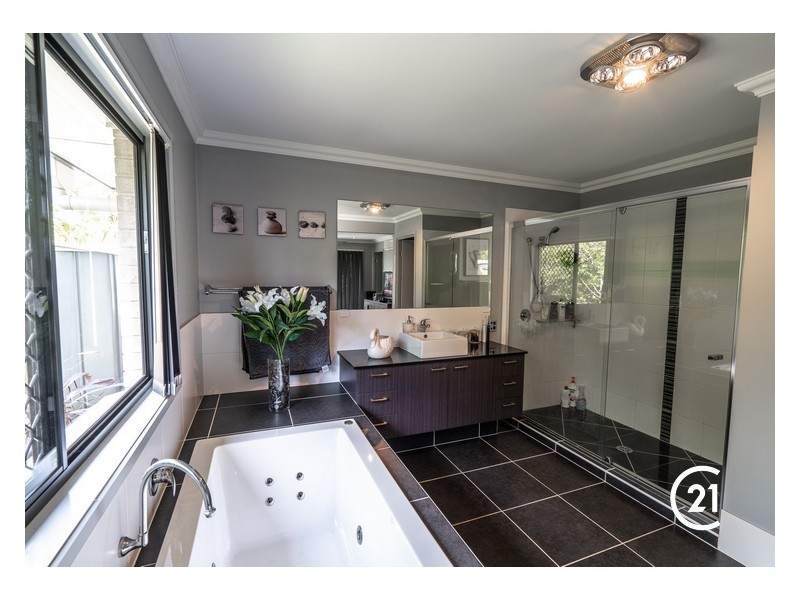 5 Ballyalla Crescent, Warner QLD 4500