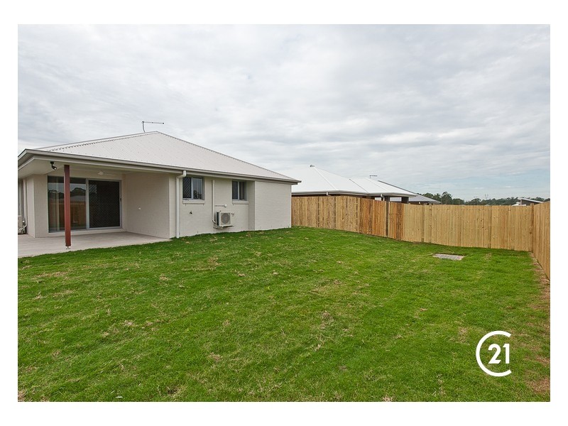 42 Cootharaba Crescent, Warner QLD 4500