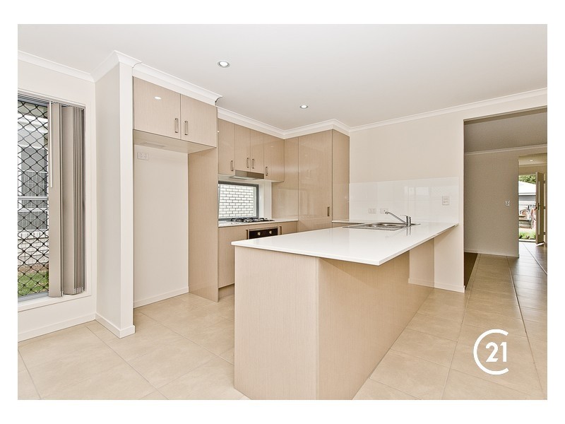 42 Cootharaba Crescent, Warner QLD 4500