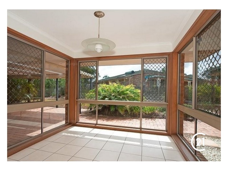 14 Wyara Court, Petrie QLD 4502