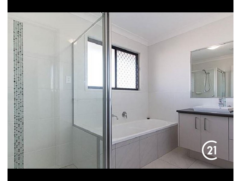 29 Cootharaba Crescent, Warner QLD 4500