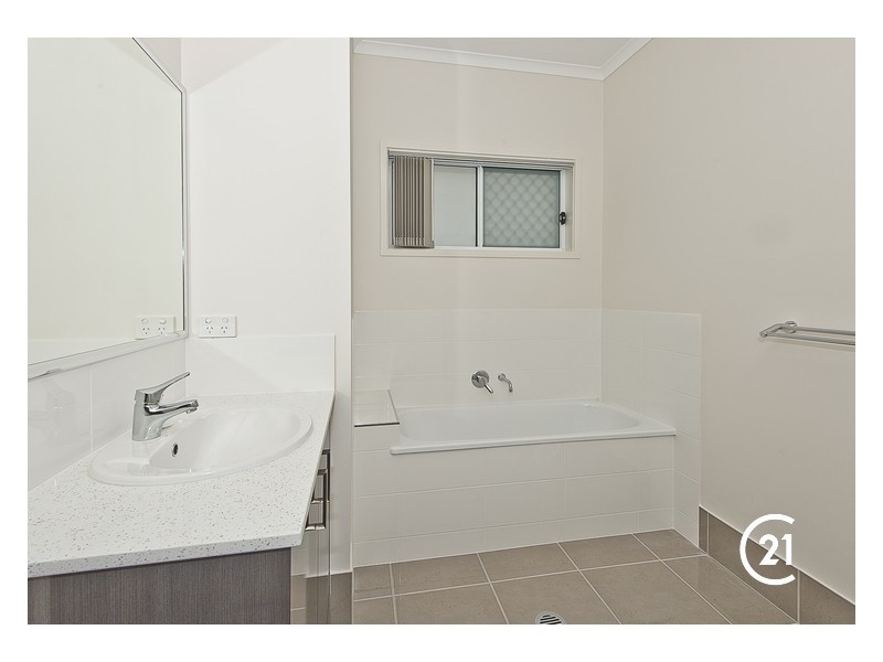 24 Mannikin Street, Griffin QLD 4503