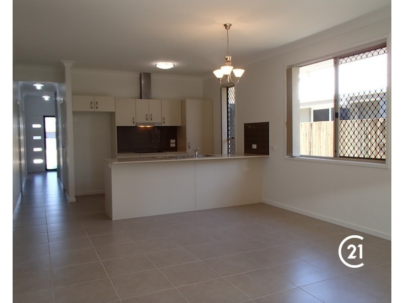 15 Cootharaba Crescent, Warner QLD 4500