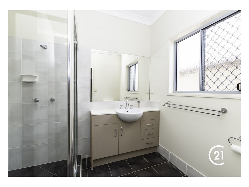 22 Ontario Drive, Warner QLD 4500