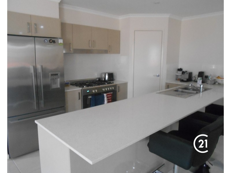 4 Solomon Pde, Warner QLD 4500