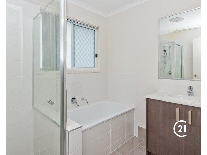 5 Cardamom Close, Griffin QLD 4503