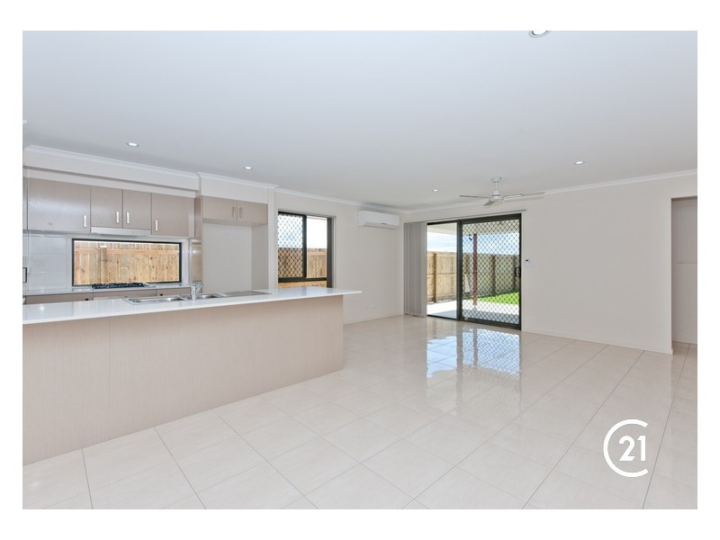 82 Sandalwood Crescent, Griffin QLD 4503
