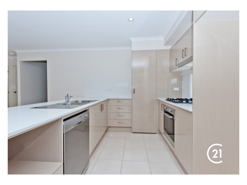 82 Sandalwood Crescent, Griffin QLD 4503