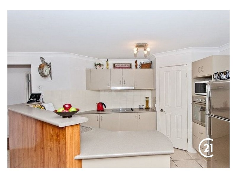 6 Katelyn Court, Cashmere QLD 4500