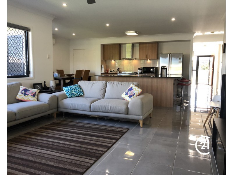 49 Rolland Parade, Warner QLD 4500