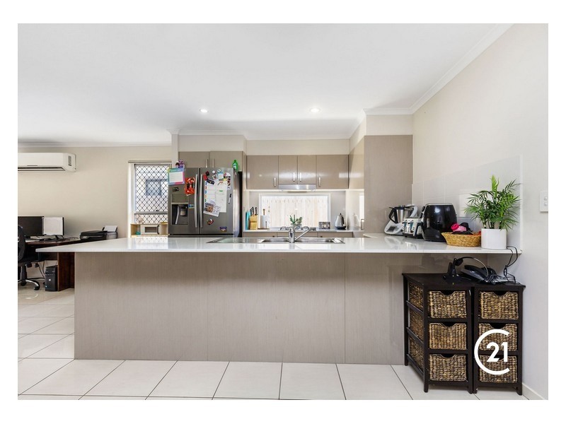 35  Champion Crescent, Griffin QLD 4503