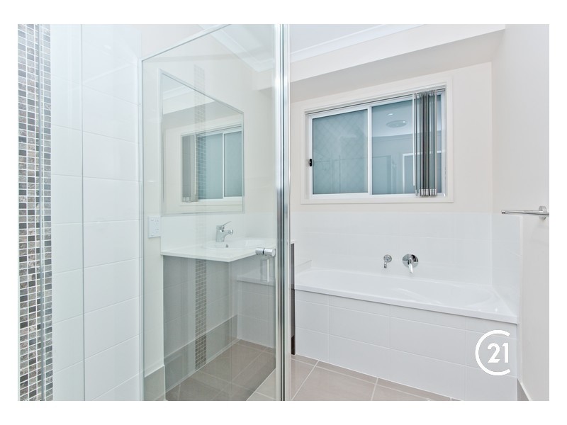 21 Lemongrass Circuit, Griffin QLD 4503