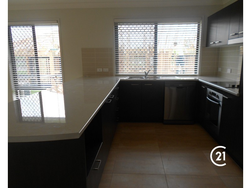 50 Solomon Parade, Warner QLD 4500