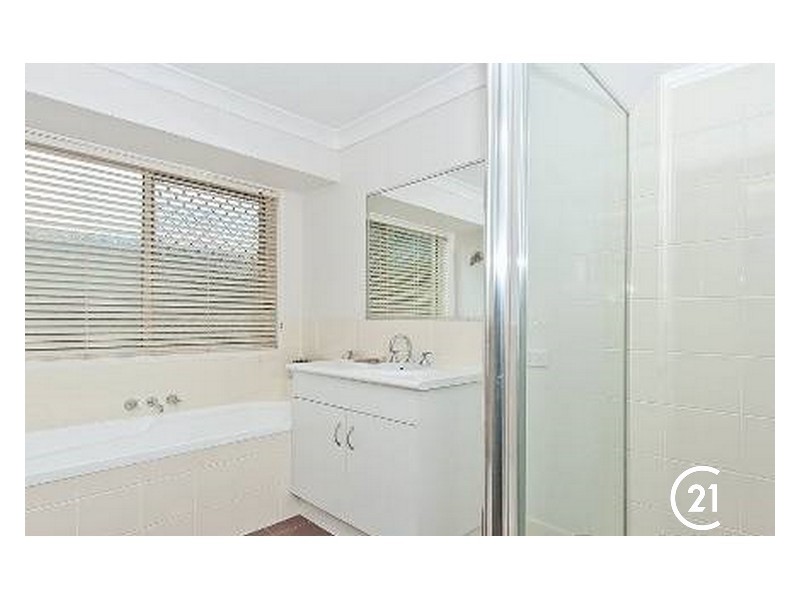 6 Katelyn Court, Cashmere QLD 4500