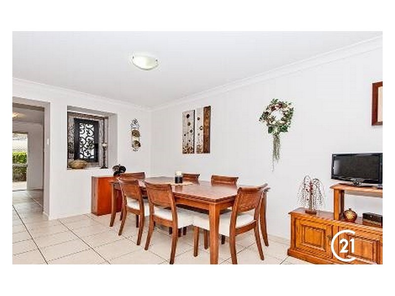 6 Katelyn Court, Cashmere QLD 4500