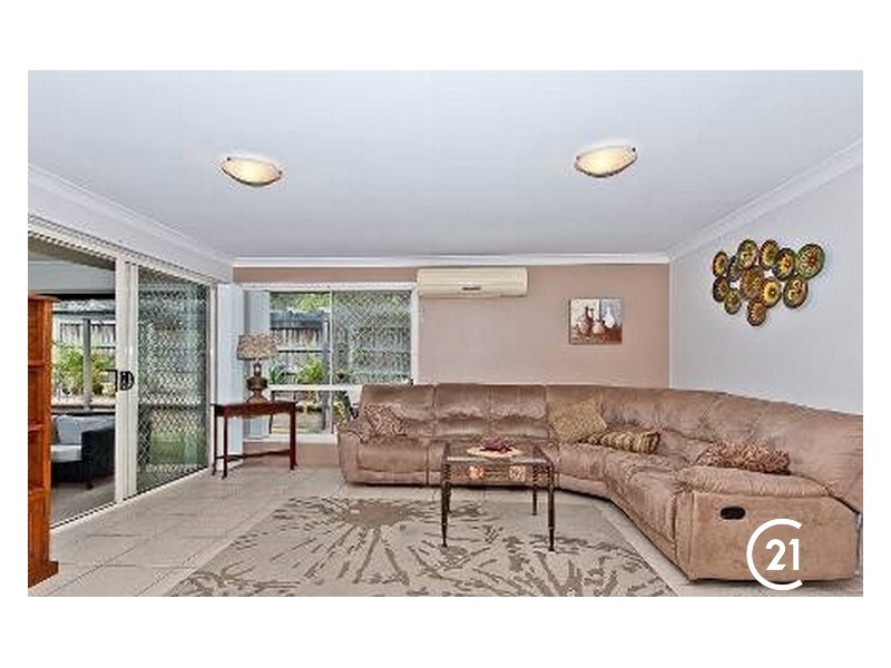 6 Katelyn Court, Cashmere QLD 4500