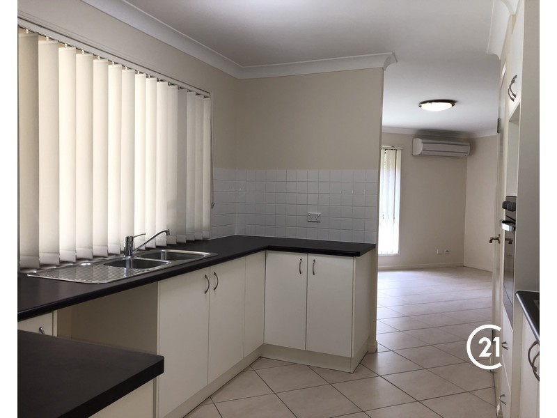 3 Hillary Drive, Warner QLD 4500