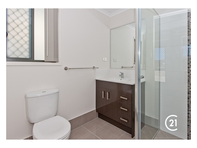 4 Lefroy Court, Warner QLD 4500