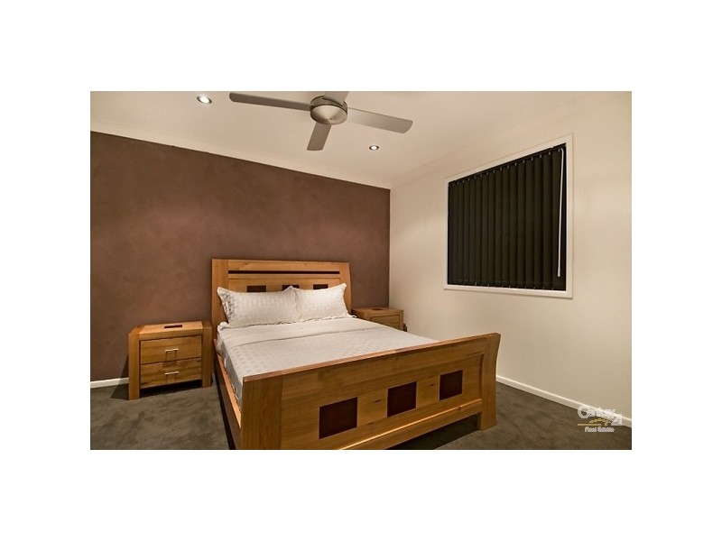 18 Hemlock Street, Warner QLD 4500