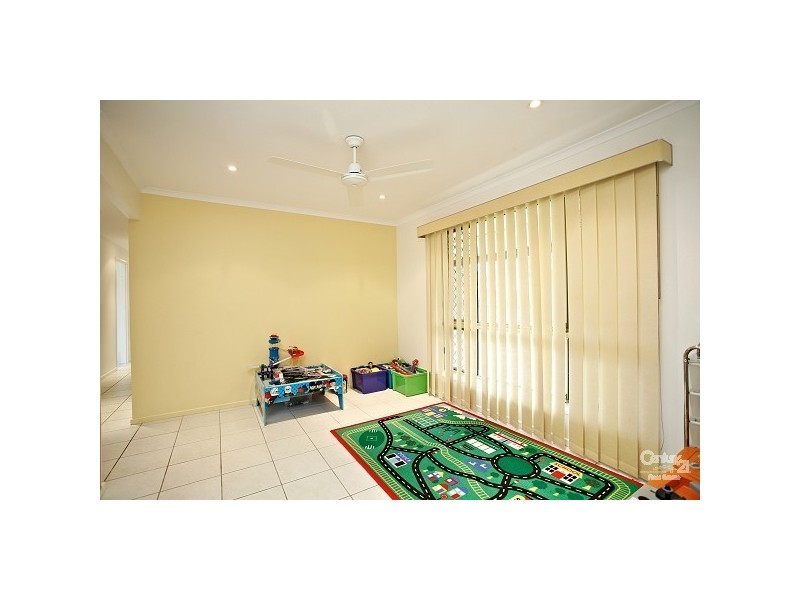 28 Sophy Cr, Bracken Ridge QLD 4017