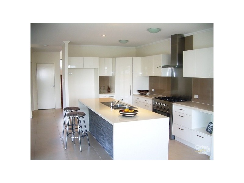 6 Kagan Close, Bridgeman Downs QLD 4035