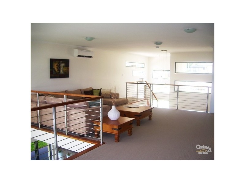 6 Kagan Close, Bridgeman Downs QLD 4035