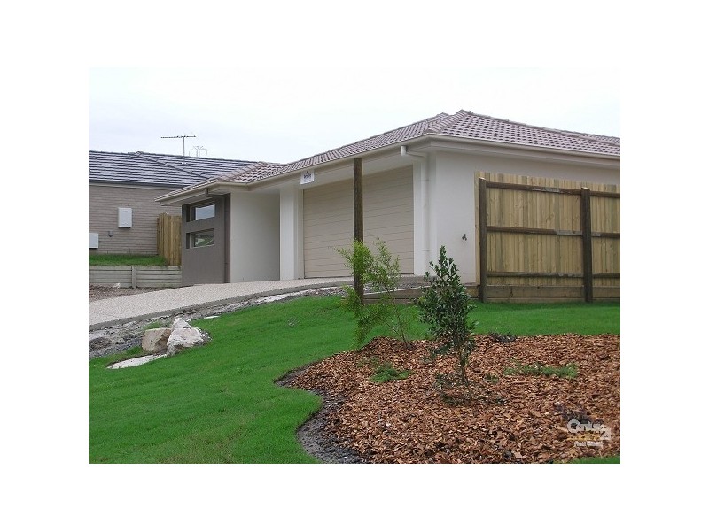 17 Stirling Esplanade, Griffin QLD 4503