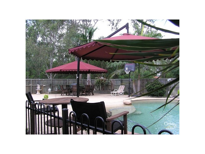 16 Mitze St, Bray Park QLD 4500