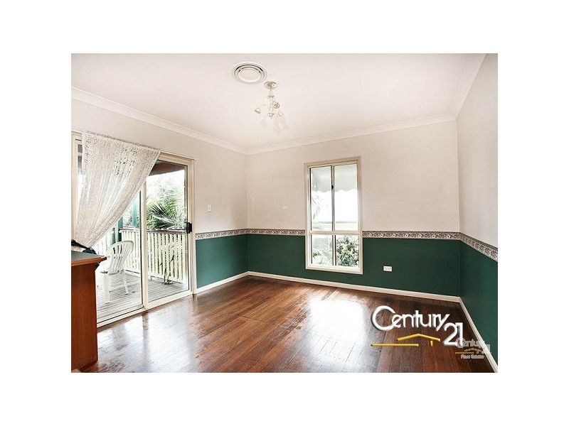 9 Hayward Avenue, Cashmere QLD 4500