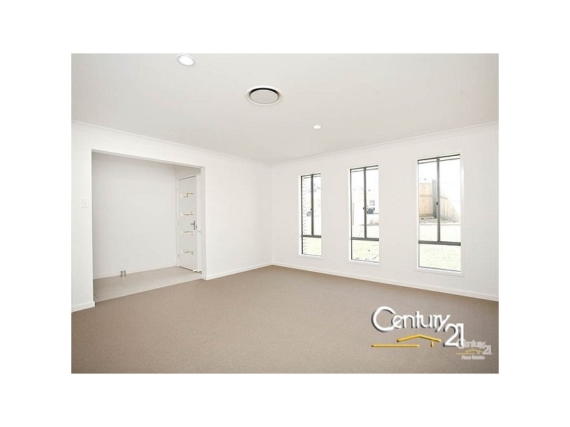 29 Homeland Cres, Warner QLD 4500