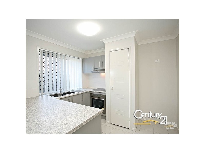 2/35 Barambah Cct, Warner QLD 4500