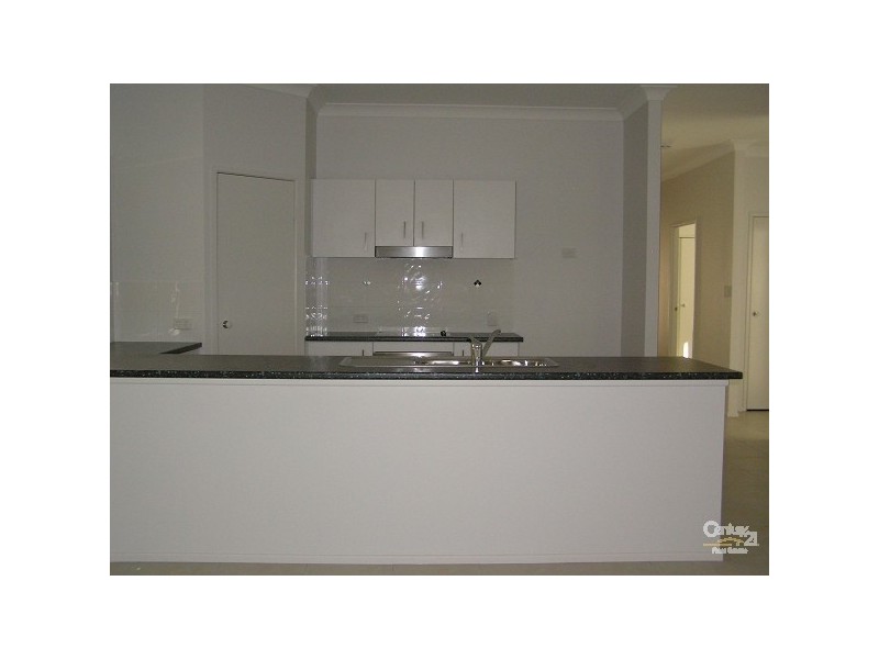 1/10 Brodiek Street, Strathpine QLD 4500